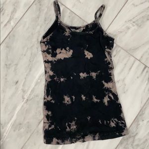 Hard tail tank with built-in bra